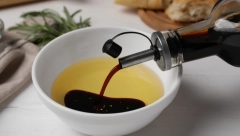 OSVEŽAVAJUĆI NAPITAK ZA BRŽE MRŠAVLJENJE Balzamiko špricer deluje blagotvorno na varenje i metabolizam