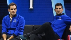 SLIKA KOJA ĆE RAZBESNETI SRBIJU Federer se slikao sa osobom koju ne podnosi čitava naša nacija, poslao je i poruku (FOTO)