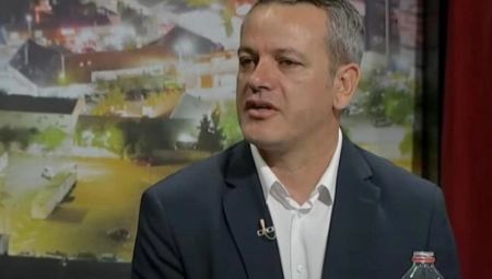 "VUČIĆ JE SVE VREME BIO AKTIVAN, A ŠTA SMO MI RADILI" Opozicija u Prištini priznala: Predsednik Srbije nas je pregazio!