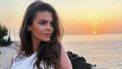 RIALDA ODLAZI U MEDIJSKU ILEGALU! Prve fotografije pevačice sa trudničkim stomakom, pokazala kako izgleda!