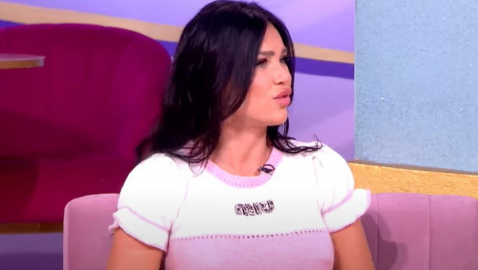 "SVOJE GLUPOSTI NEKA DOKAZUJE NA SUDU" Hitno oglašavanje Stanije Dobrojević nakon što se lažna komšinica uključila u uživo program!