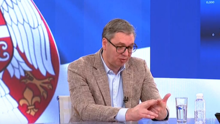 "REČ JE O PRLJAVOJ IGRI I PERFIDNOM TRIKU" Vučić o odluci Crne Gore da glasa za rezoluciju