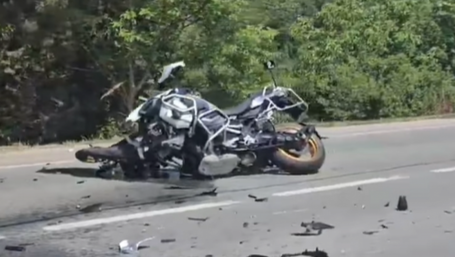 TEŠKA NESREĆA NA ŠABAČKOM PUTU Motoru otpao točak (VIDEO)