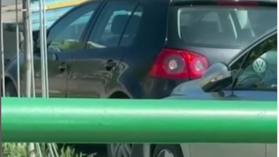 NOVOPAZARAC GNUSNIM ČINOM RAZBESNEO GRAĐANE! Pa da li je ovo realno?! Policija hitno reagovala (VIDEO)