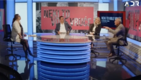 KAZNITE OVO NEVASPITANO I SKANDALOZNO PONAŠANJE! Drama u Crnoj Gori ne prestaje, voditeljki izgovorene ove reči u emisiji uživo!