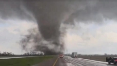 TORNADO ODNEO 11 ŽIVOTA Apokaliptični prizori nakon prirodne katastrofe u Americi (VIDEO)