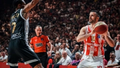 NOVI POTPIS NA MALOM KALEMEGDANU Kapiten do kraja karijere u Zvezdi, ugovor do 2026. godine