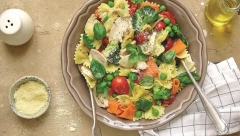 PASTA PRIMAVERA Idealan prolećni obrok za tople dane, za pravo zadovoljstvo