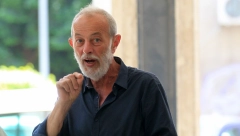 MIKA ALEKSIĆ KONAČNO DOŠAO NA SUD  Pogledajte kako izgleda nakon vesti da boluje od kancera (FOTO)