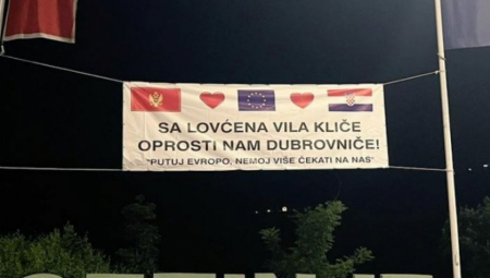 BRUKA I SRAMOTA NA CETINJU Crnogorci razvili transparent sa porukom za Hrvate