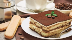 POSNI TIRAMISU Ni malo ne zaostaje za onim klasičnim, a ukrasiće svaku svečanu trpezu