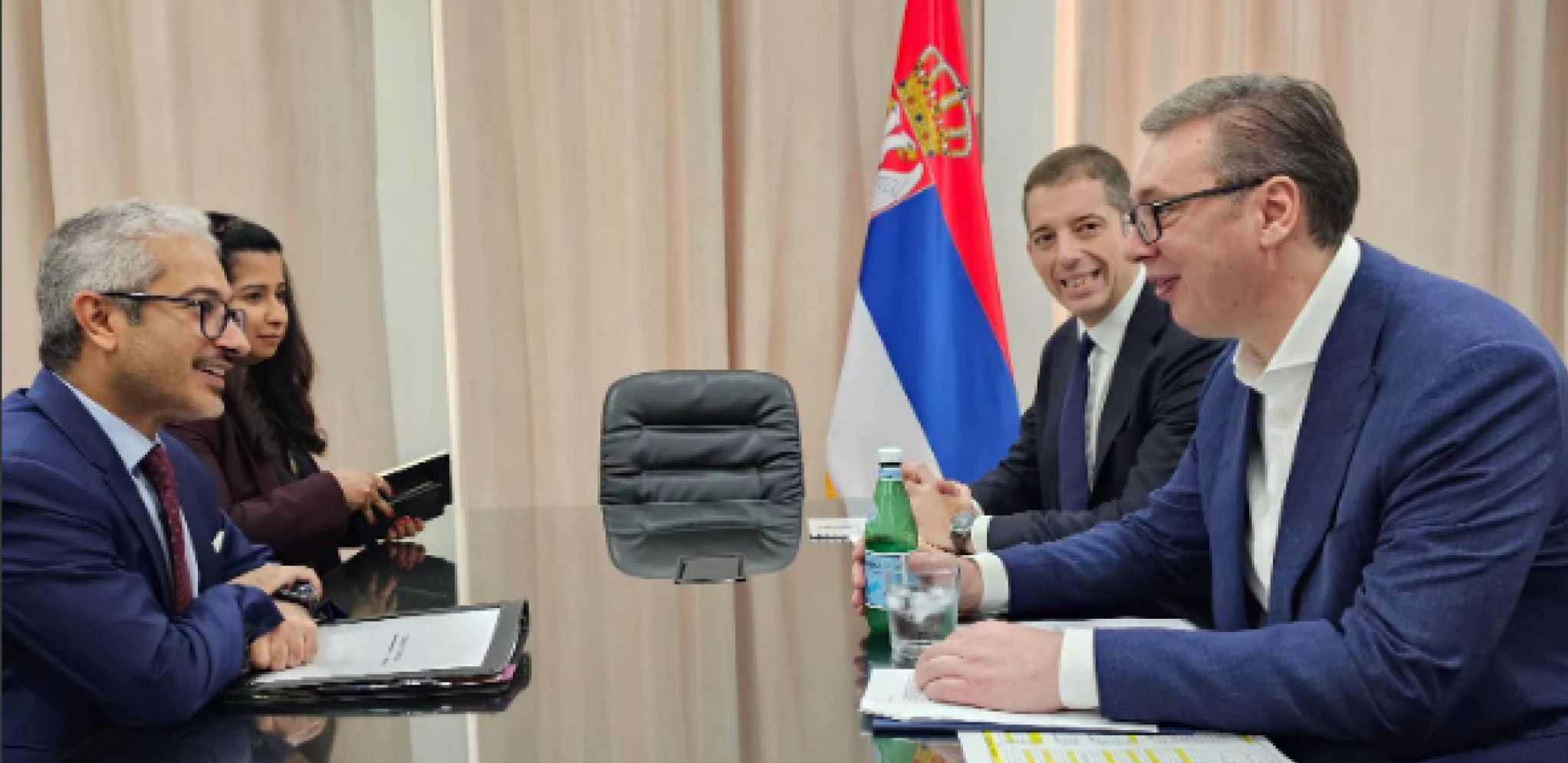 "UKAZAO SAM NA OPASAN PRESEDAN I SKRIVENE AGENDE" Vučić se sastao sa stalnim predstavnikom UAE pri UN