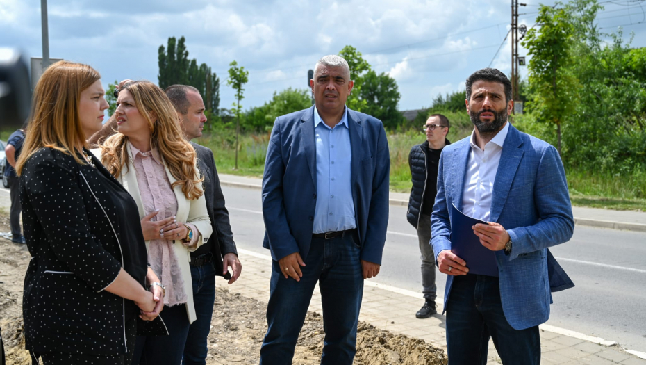 ŠAPIĆ POSETIO OPŠTINU MLADENOVAC: Trudiću se da podržim sve projekte jer ne delim ljude po tome koliko daleko žive od centra grada (FOTO)