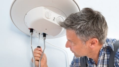 „OVAJ NAJAVLJUJE DA ĆE USKORO DA CRKNE“ Majstor Rale objasnio šta znače zvukovi koje pravi bojler