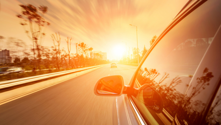 Skrivena funkcija u automobilu štiti oči od sunca