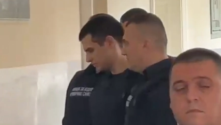 UROŠ BLAŽIĆ PRVI PUT PRED KAMERAMA Pogledajte kako sada izgleda krvnik iz Mladenovca (VIDEO)