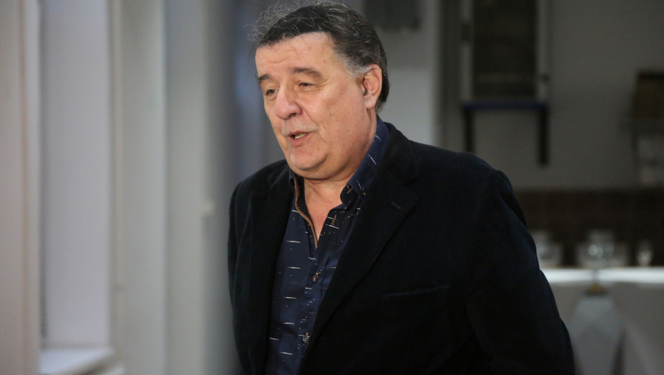 NESTAO SA MALIH EKRANA U JEKU POPULARNOSTI Poznati voditelj imao udes: Niko iz matične kuće nije me pozvao 20 godina