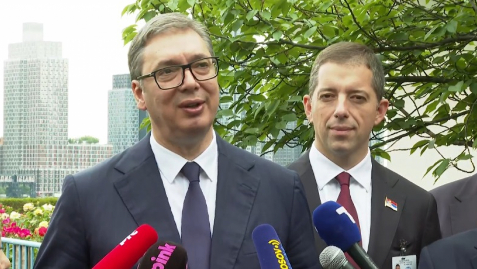 OVE TRI ZEMLJE SU NATERANE DA BUDU KOSPONZORI Vučić: Nisu glasale za rezoluciju!