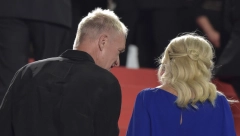 PREOTELA GA OD NAJBOLJE PRIJATELJICE Pevač je izgubio glavu za njom, ostavio ženu i decu, a svi kažu da može da ima mnogo lepšu