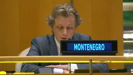 ZABADANJEM NOŽA U SRPSKA LEĐA CRNOGORCI SAMI SEBI NAPRAVILI HAOS Situacija je ozbiljno tenzična