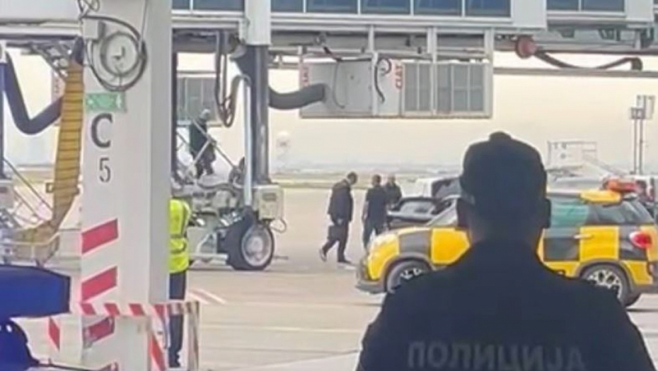 Predsednik Vučić stigao iz Njujorka (VIDEO)