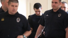 "NOSILA SAM SVOJE DETE DEVET MESECI U STOMAKU, DA BI GA NA KRAJU OVAJ SKOT UBIO" Majka mladića koji je preminuo dve nedelje nakon masakra u Mladenovcu