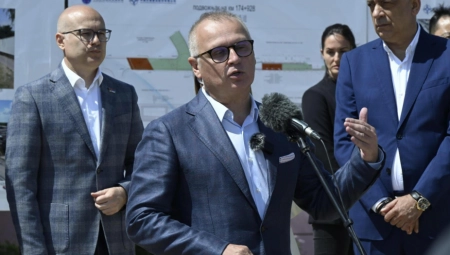 OGLASIO SE MINISTAR VESIĆ POVODOM NESREĆE KOD MLADENOVCA Menjamo Zakon o bezbednosti saobracaja, nulta tolerancija za bahate vozače