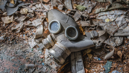 KRV JE PROBIJALA ODEĆU, UMIRALI SU U NAJGORIM MUKAMA Prava istina o Černobilju ledi krv u žilama!