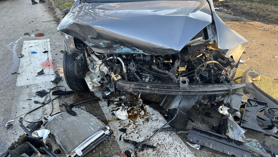 JEZA NA MAGISTRALI SMRTI! Težak sudar kamiona i autobusa kod Mrčajevaca, izlila se velika količina ulja, ima i POVREĐENIH! (VIDEO)