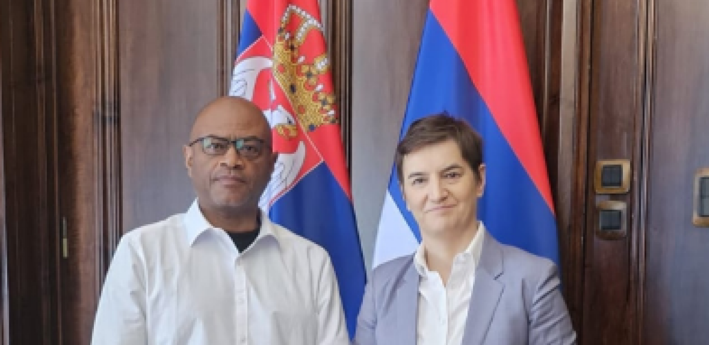 BIĆEMO IM VEČNO ZAHVALNI Brnabić: Komori su iskreni prijatelji Republike Srbije (FOTO)