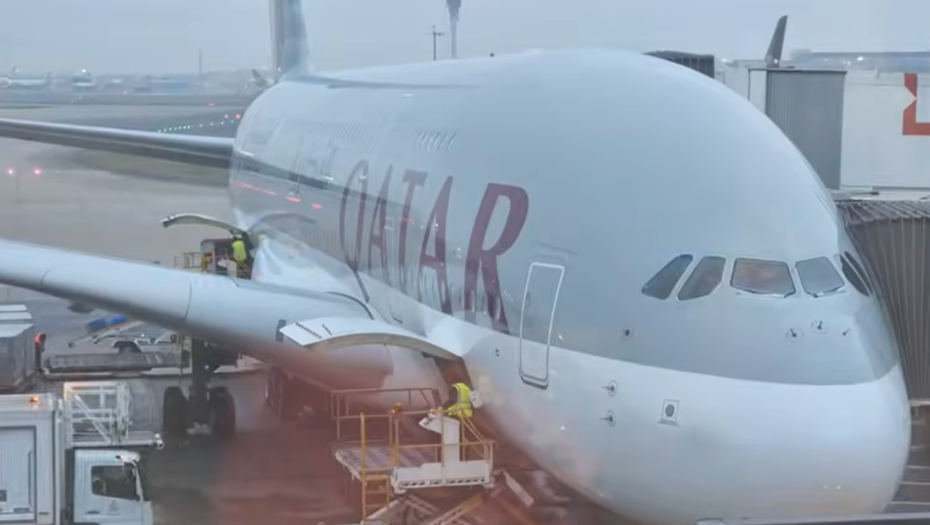 DRAMA NA LETU "QATAR AIRWAYSA" Ekipe Hitne odjurile na aerodrom, ima povređenih