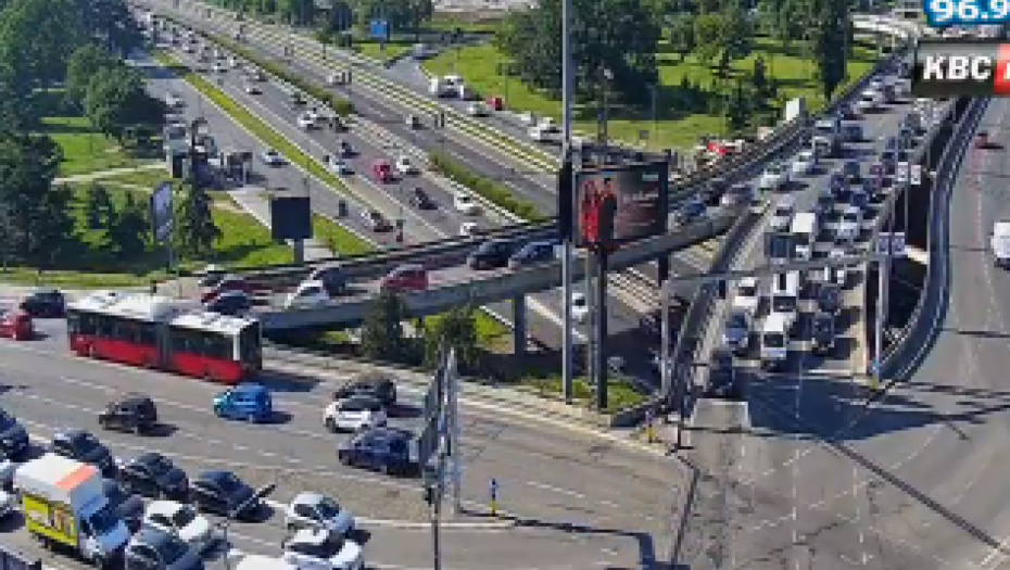 GUŽVE U SKORO SVIM DELOVIMA BEOGRADA Evo gde je najkritičnije, ove delove prestonice treba izbegavati (FOTO)