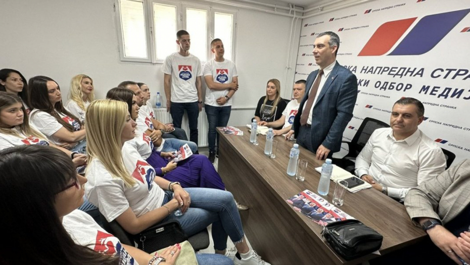 NIŠ ZNA KO SE ZA NJEGA BORI Glasa za svog predsednika Vučića, slobodu i napredak