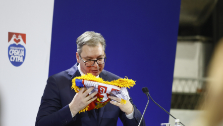 HRVATI SRAMNO NAPALI VUČIĆA Tvrde da je predsednik PUTINOV AGENT samo zato što je BRANIO SRPSKI NAROD!