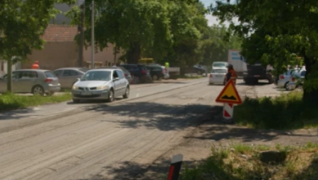 NASILJEM PROTIV SRBIJE Opozicioni mediji lažu da nema radnika na rekonstrukciji puta u Batajnici!