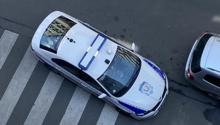 POSLE SEDAM SATI PREGOVARANJA Čovek skočio sa krova kuće kod Leskovca