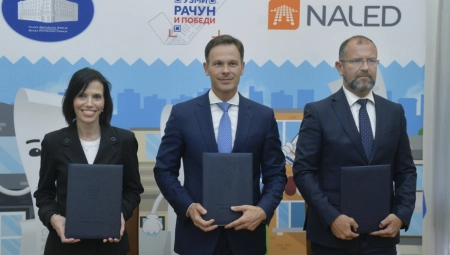 POTPISANI UGOVORI ZA STANOVE OD "UZMI RAČUN I POBEDI" Oglasio se Siniša Mali i poručio samo jednu stvar