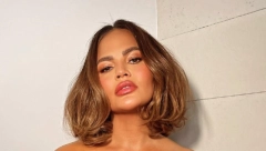 FARMERKE KOJE ĆETE OBOŽAVATI Krisi Tajgen pozirala u fantastičnom modelu, stoji apsolutno svim ženama