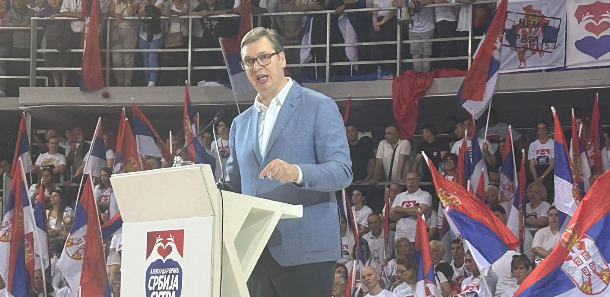 VUČIĆ IMA VAŽNU VEST O PLATAMA Evo kakav se rast očekuje!