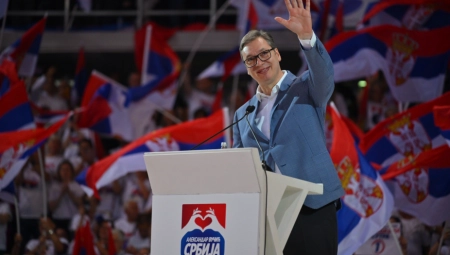 BIĆE TEŠKA UTAKMICA U NIŠU Vučić: Da pobedimo u nedelju, da pokažemo da Srbija hoće budućnost, da Niš hoće svoje sutra! (FOTO/VIDEO)