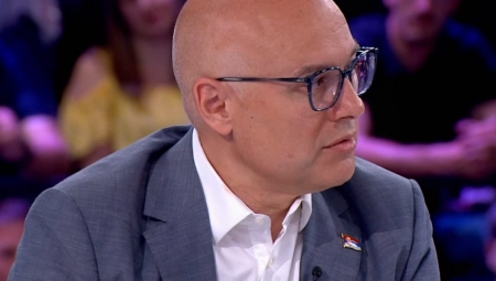 "UJEDINJENI SMO DA SE BORIMO ZA NAŠE GRAĐANE I NAŠU SRBIJU" Vučević poslao snažnu poruku