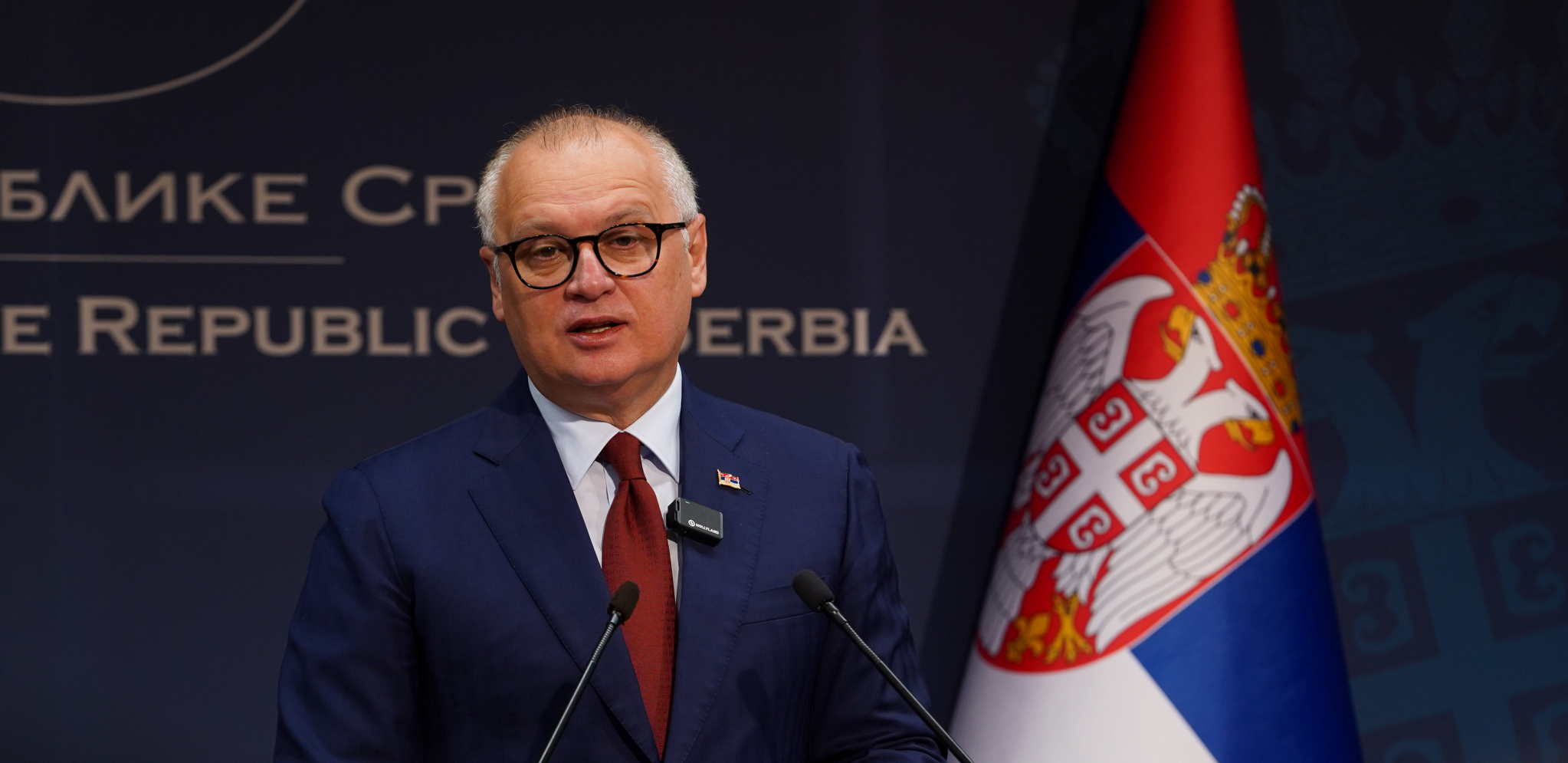 VESIĆ POSTAVIO ROTA NA MESTO: Mogao je da poseti Šumarice, ako je njemu teško neka zamoli nemačku ambasadorku