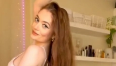 ZA KOSU OD METAR I PO JOJ NUDE STOTINE HILJADA EVRA Jasmina rekla "ne može", a evo i zašto! (VIDEO)