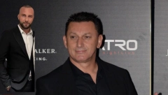 ODAKLE MU PRAVO DA PRIČA O MOM ŽIVOTU?! Zaratili Šako i Dado Polumenta, pevač javno pobesneo na bratanca