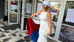 KADA RAŠIRIŠ SRPSKU ZASTAVU, TO SE SMATRA AGRESIJOM! Brutalna izjava Karleuše, bez dlake na jeziku progovorila o svemu!