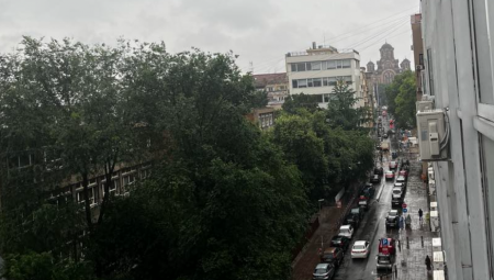 NA BEOGRAD SE SPUSTIO OZBILJAN PLJUSAK Na udaru još 5 delova Srbije, opet se oglasio RHMZ