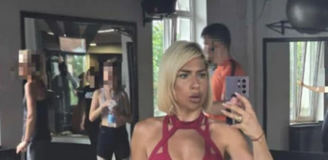 VRELE FOTKE VODITELJKE PINKA USIJALE MREŽE! Jovana Jeremić podigla helanke, pa pokazala brutalnu liniju!