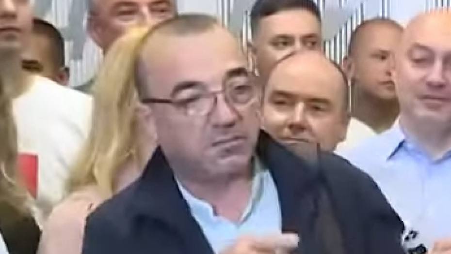 ODBORNIK RUSKE STRANKE IZ NIŠA: Ne mogu da budem u koaliciji s doktorom koji se druži s američkim generalima!