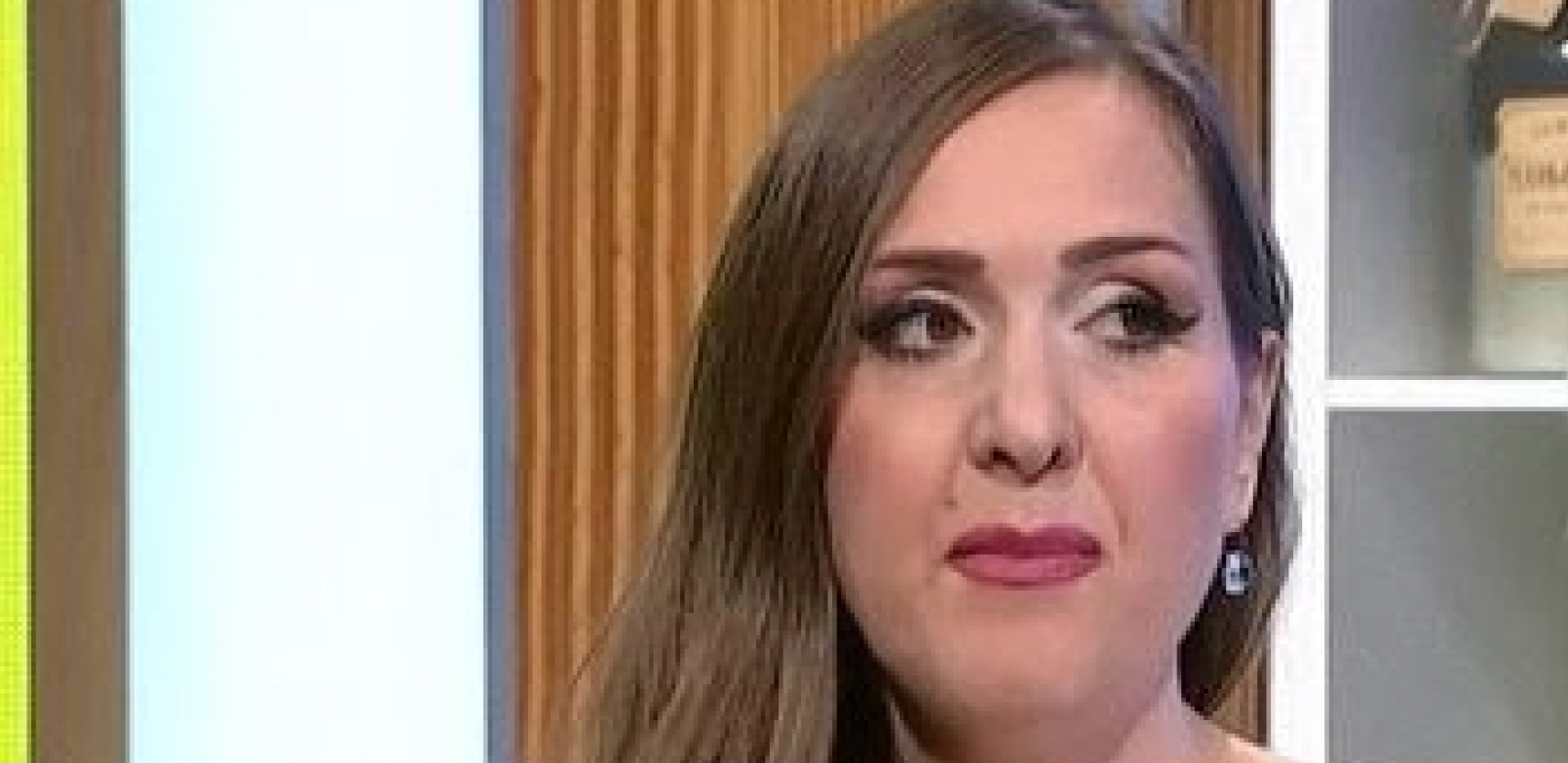 POČEO JE DA ME ŠAMARA U TRUDNOĆI, A ONDA I POSLE POROĐAJA Glumica iz serije "Selo gori, a baba se češlja" proživela pakao sa bivšim mužem