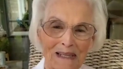 IMA 102 GODINE I KOŽU KAO BARŠUN Sarina baka otkrila tajnu, ceo život koristi ovu stvar, jeftiniju od 400 dinara